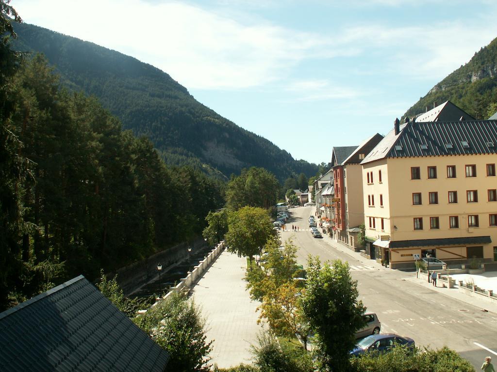 Albergue Pepito Grillo Canfranc Szoba fotó